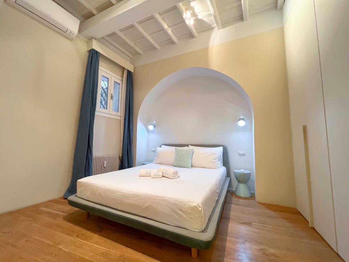 Апартаменти Luxury House & Secret Garden - Strategic Location, 100M To Metro B Рим Екстер'єр фото